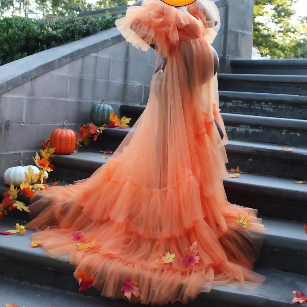 Dress - Picture 2 of 2